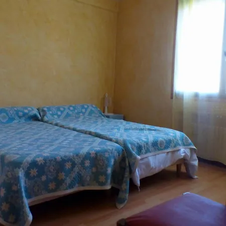 Spacious Family Nest A Stone's Throw From The Sea Six-Fours-les-Plages